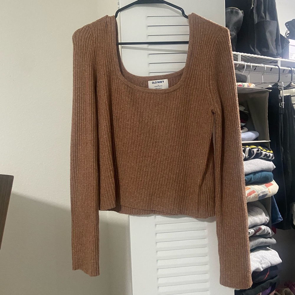 Old navy sweater